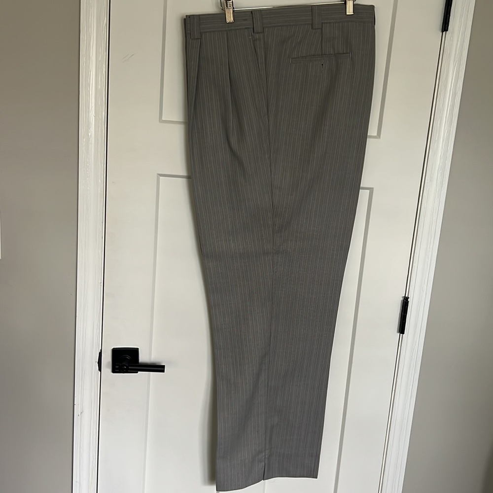 Steve Harvey Striped 3 Piece Grey Suit - Picture 15 of 17